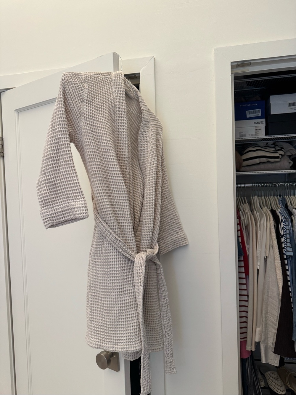 Parachute Waffle-Knit Robe in Light Neutral
